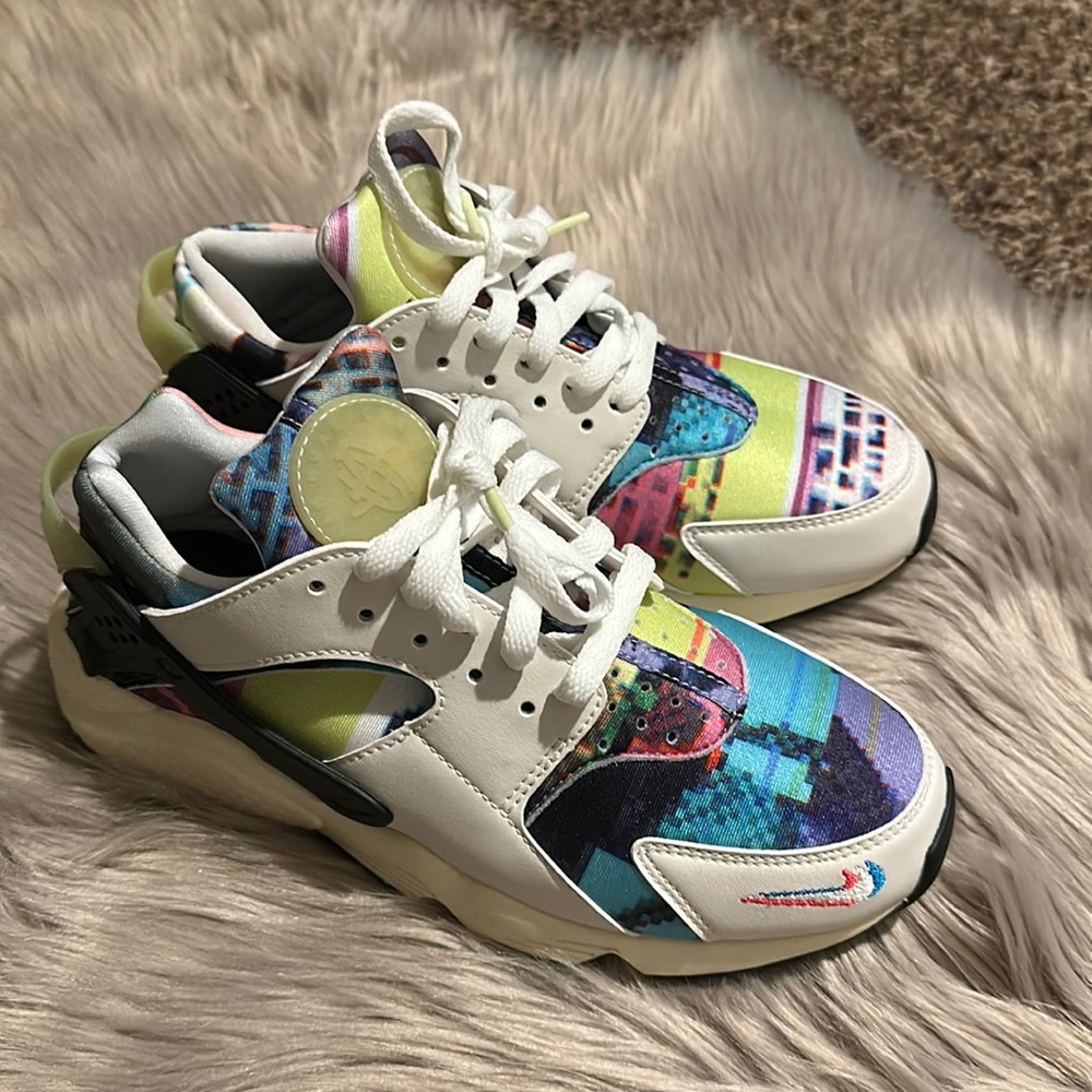 Brand new huaraches
